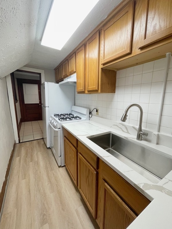 Photo - 321 N Main St Unit Apt 3
