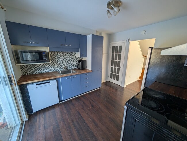 Photo - 515 Prince Albert St