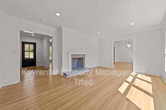 Photo - 3807 W Friendly Ave
