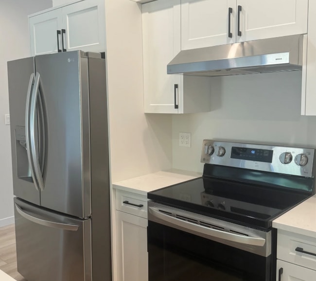 Photo - 444-444 Fisher Rd