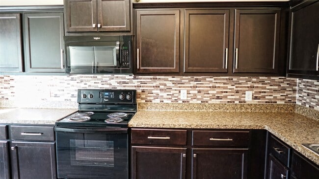 Photo - 10510 Pine Landing Dr