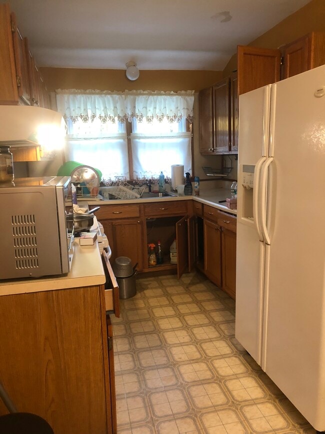 Photo - 69 Oak St
