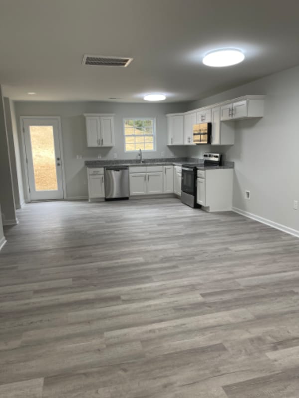 Building Photo - 1503 Larkin St Rental