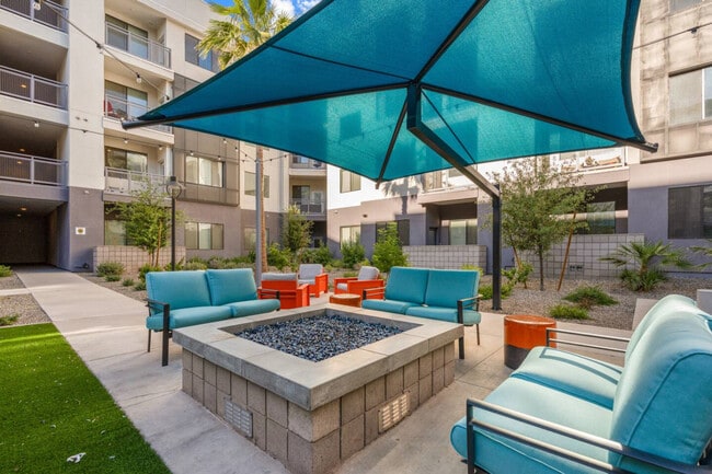 Photo - 711 W Broadway Rd Unit SI ID1366976P