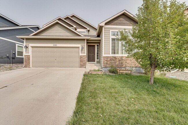 Photo - Beautiful 4 bed 3.5 Bath House in NE Fort Collins!