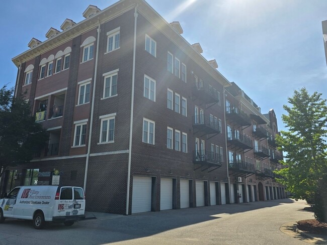 Photo - 325 Hay St Unit 302