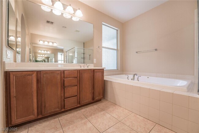 Building Photo - 7744 White Ginger Ave