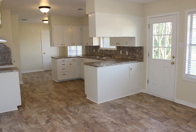 Photo - 509 E Mansfield St