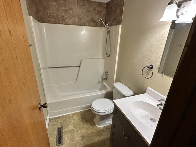 Photo - 1506 Terrace Dr