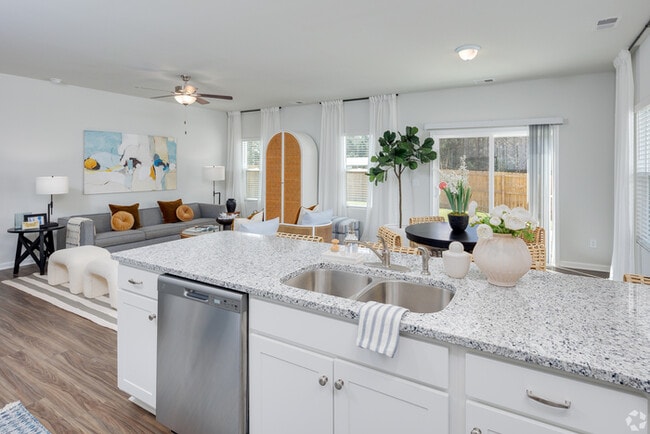 Photo - 7523 Tender Heart Cir