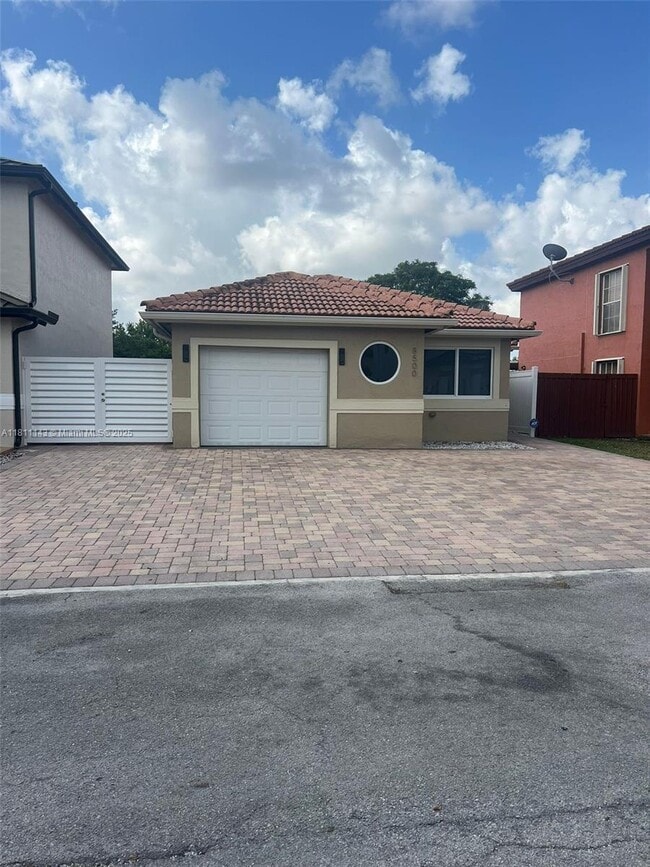 Photo - 8500 NW 196th Terrace House