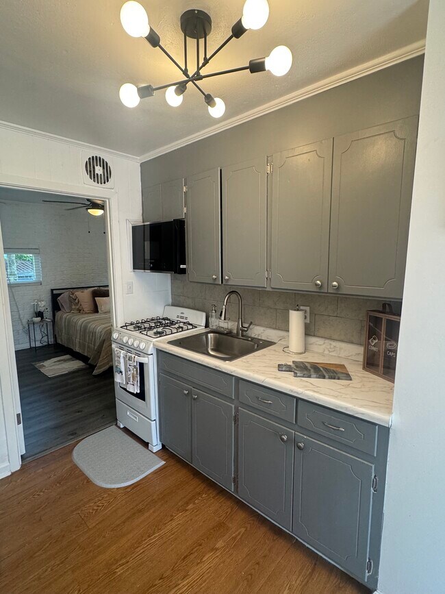 W Grant Apartments