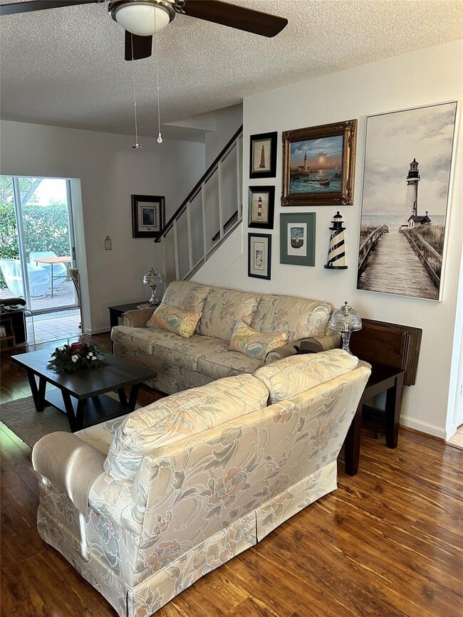 Photo - 3121 N Palm Aire Dr Unit 3121