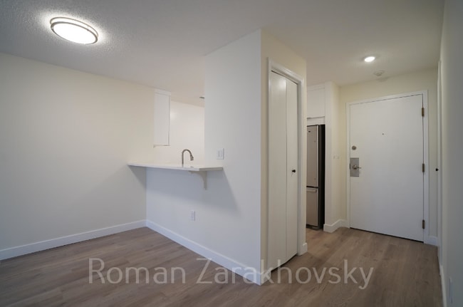 Photo - 25 Webster Ave Unidad 306