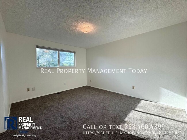 Photo - 4502 76th Ave W