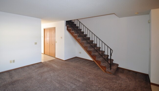 Photo - 1621 Devney Dr