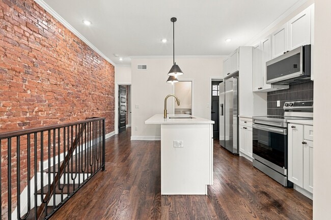 2434 N 33rd St Unit 2434 N 33rd St