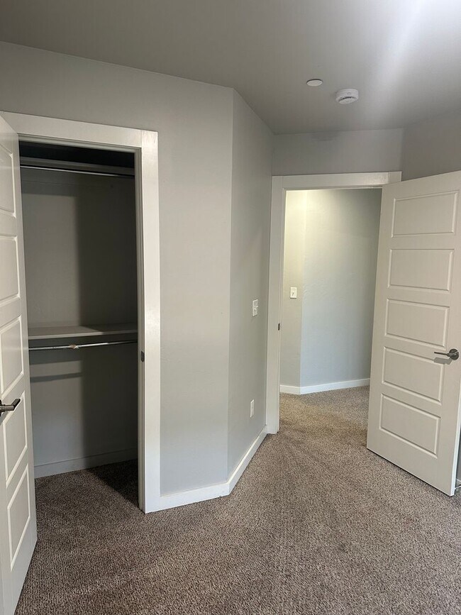 Photo - 3 Bedroom Townhome with ALL APPLIANCES at a great price!!