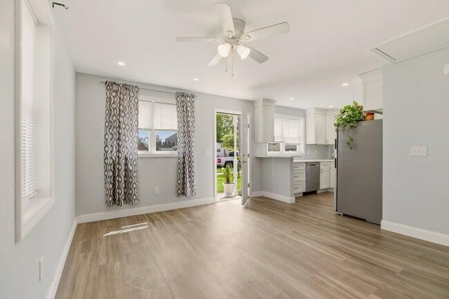 Photo - 6 Woolsey Rd