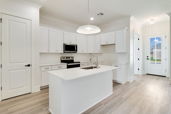 Photo - 109 Perth Pl