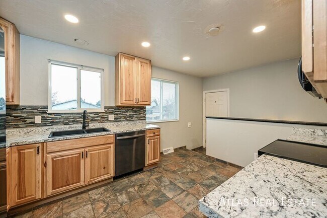 Photo - 16729 E Layton Ave