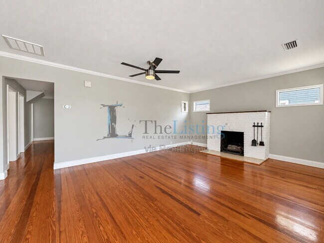 Photo - 916 E 25th Ave