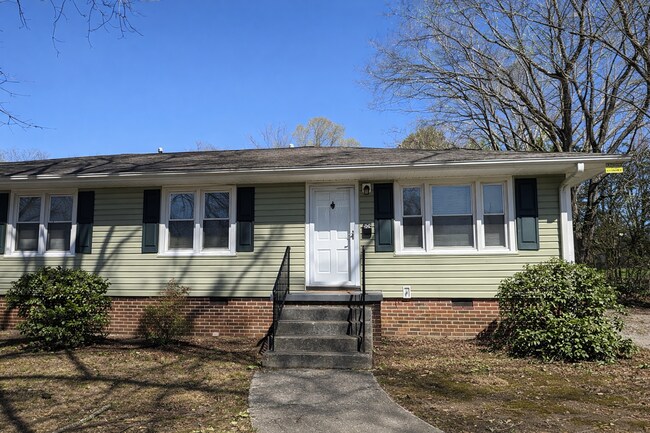 Photo - 309-311 W. PINE ST Unit 309 W. PINE ST