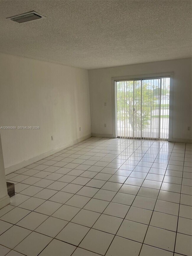 Photo - 10500 SW 8th St Unit 410