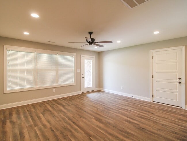 Photo - Cable, Internet & Lawn Care Included!