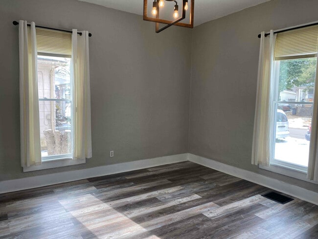 Photo - 613 Moore Ave