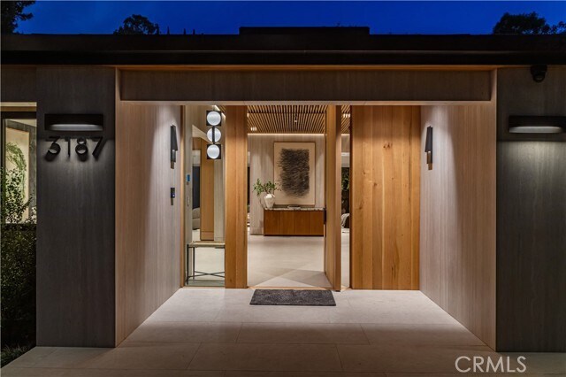 Photo - 3187 Oakdell Rd