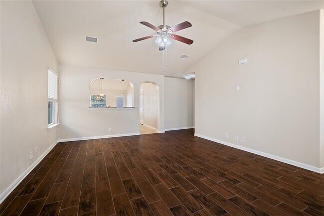 Photo - 708 Niobrara River Dr