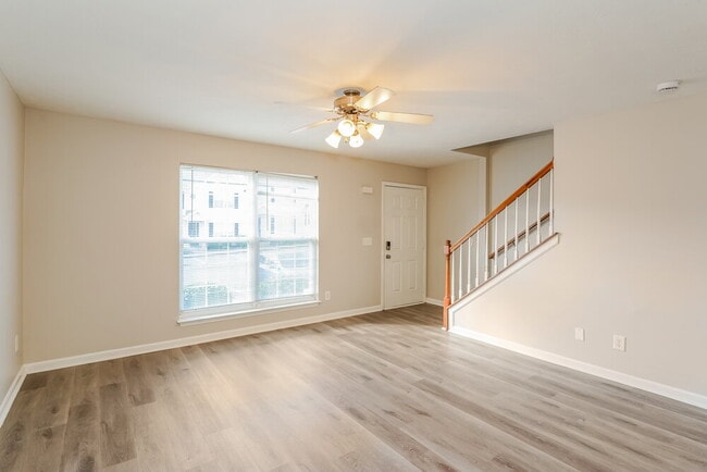 Photo - 8028 Logan Dr