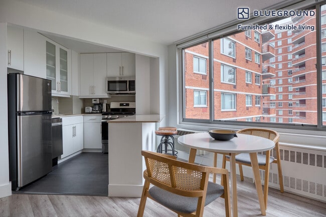 Photo - 460 2nd Ave Unit FL11-ID1272