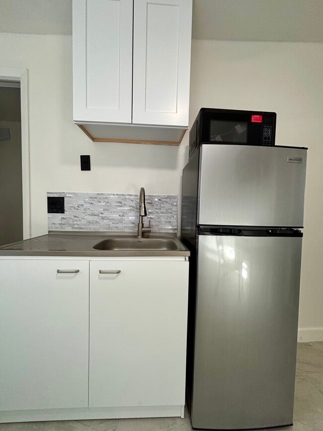 Photo - 1620 N 23rd Ave Unit E3