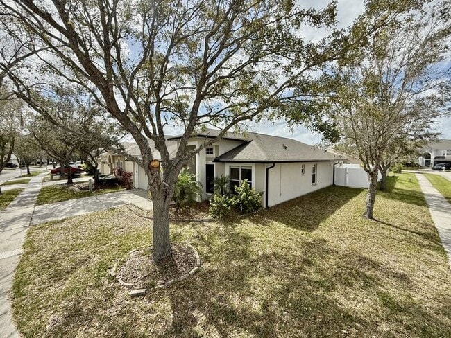 Photo - 27519 Sky Lake Cir