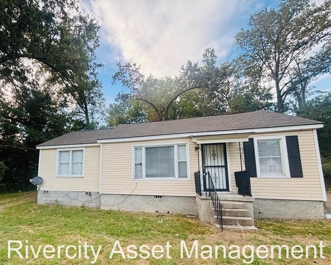 A Must See Gem Located In Frayser!!!! Sect... - A Must See Gem Located In Frayser!!!! Sect... Casa