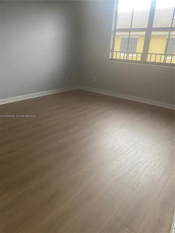 Photo - 9614 Waterview Way