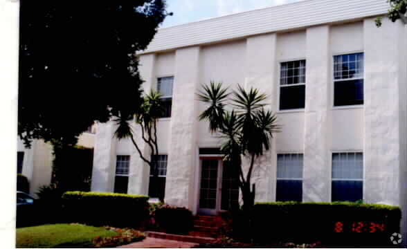 Photo - 159 N Clark Dr