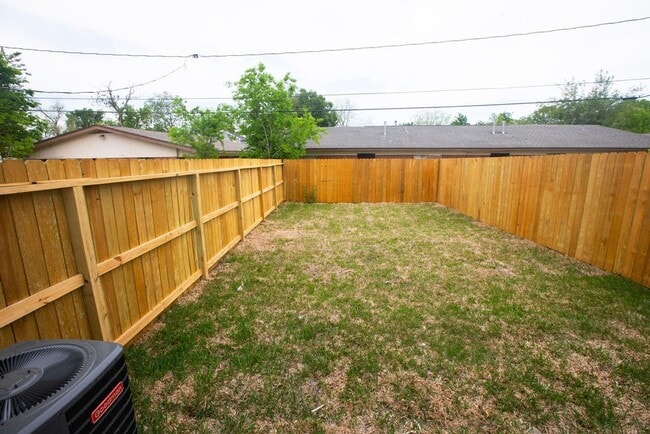 Building Photo - 4137 Mallow St Unit A Rental