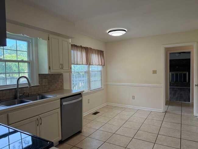 Photo - 502 Plantation Dr