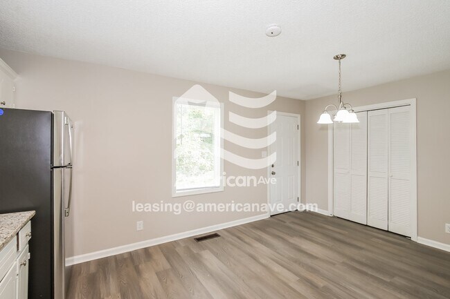 Photo - 448 Bussey Ave