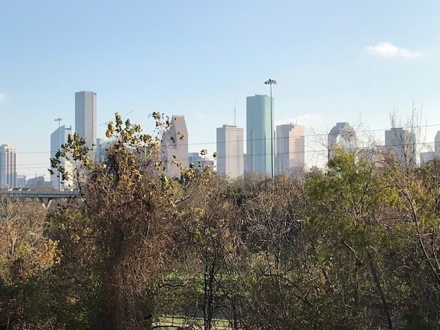 Building Photo - 1860 White Oak Dr Unit 205 Rental