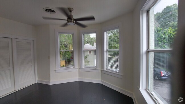 Building Photo - Royal Palm 2002 Unit 7 Rental
