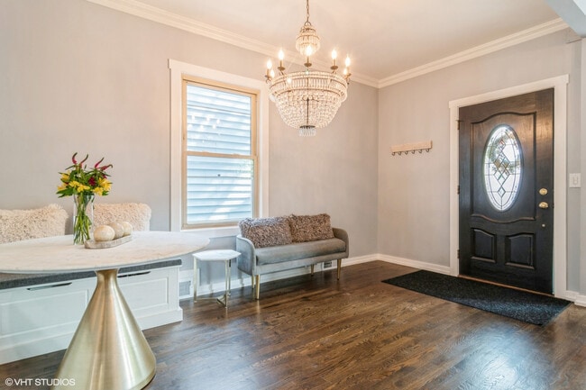 Photo - 4024 N Maplewood Ave