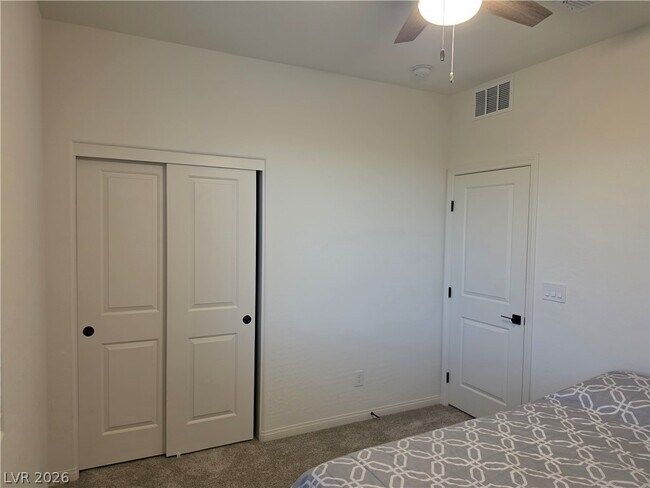 Photo - 1593 Crowned Eagle St