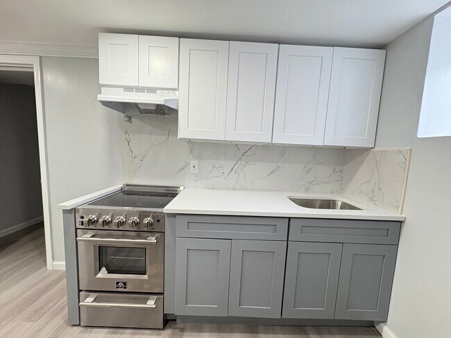 Photo - 42 Dwight St Unit 3