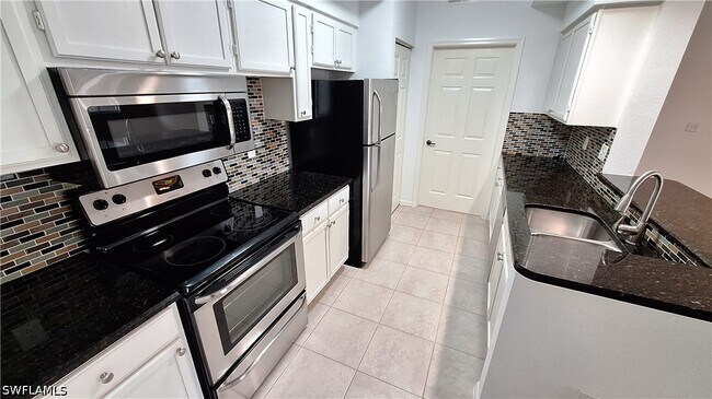 4720 St Croix Ln Unit 118