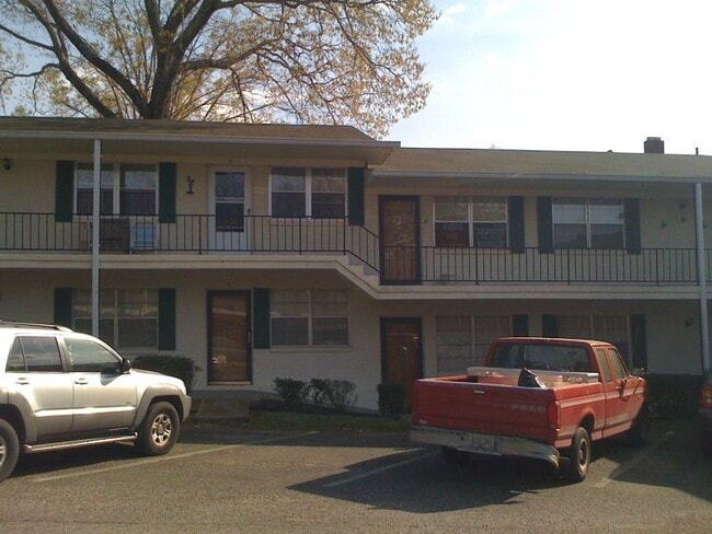 Photo - 1415 Christine Ave House