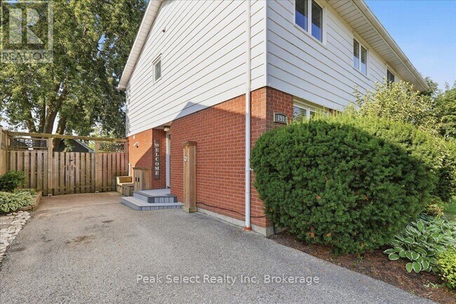 Photo - 191 Maple Ave